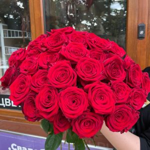 35 роз Эквадор